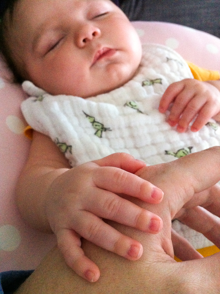 baby with big hands